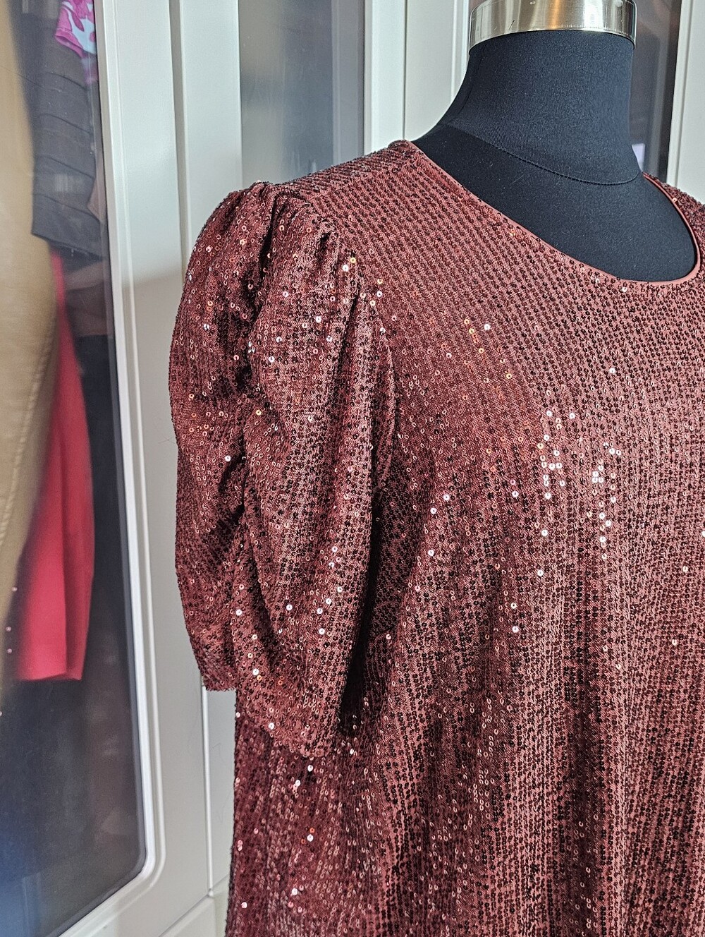 Torrid rust sequin blouse size 3 - Picture 2 of 7